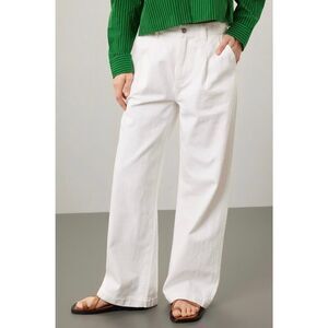 Madewell
White Harlow Jean 💝